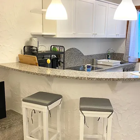 Escape - 100m To The Sea - Ac - Fast Wifi *